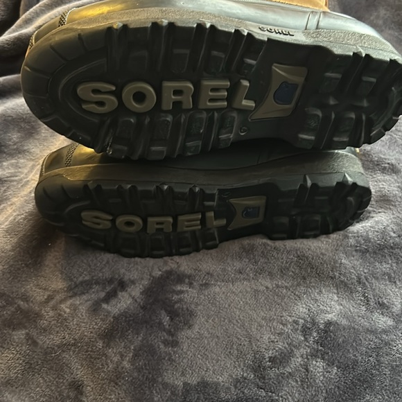 Sorel Caribou boots hardly worn size 9 lace up - Picture 7 of 8